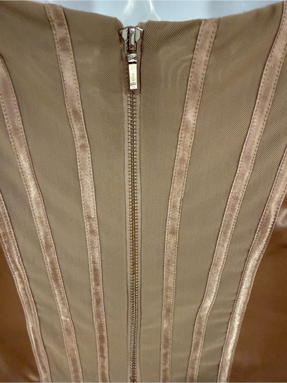 Bebe strapless corset Taupe Ruched Top with gold Gem Embellishment / size small - Picture 5 of 6